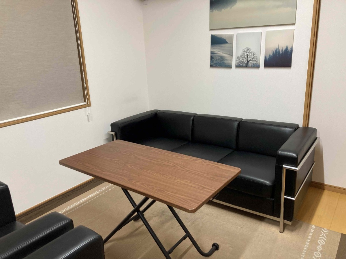 ル・コルベジュのソファ(100年デザイン)